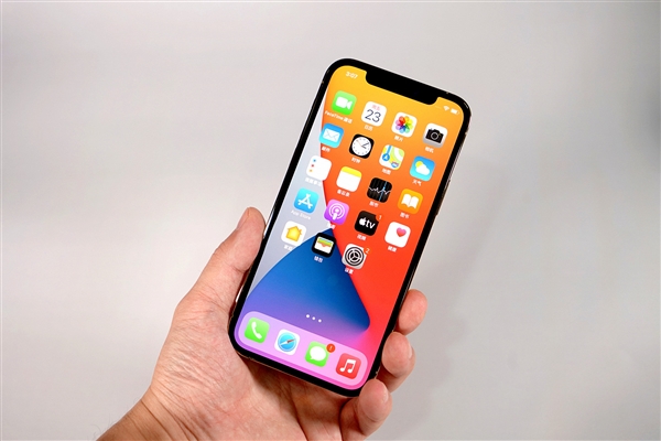 泊头苹果手机维修分享iOS 14.2修订版已到，专属iPhone 12系列 